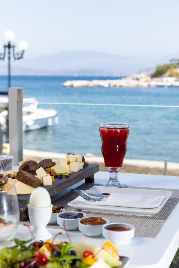 Melina Bay Boutique Hotel Kassiopi Eksteriør billede