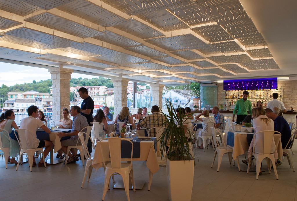 Melina Bay Boutique Hotel Kassiopi Eksteriør billede
